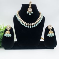 You will absolutely love wearing this turquoise minimalist single strand necklace set with jhumki and maang tikka. Length of the earrings: 2.8 inches Weight: 18 grams Closure: Screw back Necklace: Adjustable *handmade in India Festive Turquoise Bridal Necklace For Wedding, Festive Turquoise Bridal Necklace, Festive Turquoise Kundan Necklace For Wedding, Wedding Turquoise Kundan Necklace, Turquoise Bollywood Jewelry For Diwali, Bollywood Turquoise Festive Jewelry, Bollywood Style Turquoise Festive Jewelry, Festive Bollywood Turquoise Jewelry, Traditional Wedding Jewellery