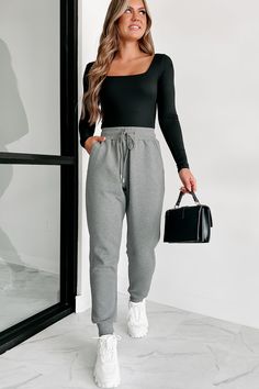 93% RAYON, 7% SPANDEX Brand: White Birch Model Wearing Size Small Color: Heather Grey Ribbed Knit Elastic Waistband Drawstring Tie Jogger Style Fabric Has Stretch " High Rise " Inseam For Model Size Specs Please Check Size Charts Below Launched: 8/12/23 Casual Fall Athleisure, Gray Jogger Outfits Women, Women’s Joggers, Grey Joggers Outfit Winter, Grey Joggers Outfit Women, Light Grey Sweatpants Outfit, Gray Joggers Outfit, Grey Joggers Outfit, Gray Sweatpants Outfit