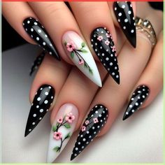 Nails Dots, Beach Nail Designs, Heart Nail Designs, Polka Dot Nails, Halloween Nail Designs, Nail Designs Spring, Fancy Nails, Creative Nails, Nails Designs