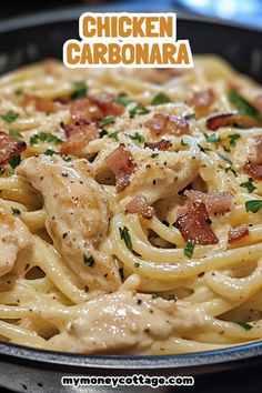 chicken carbonara with bacon and parsley on top