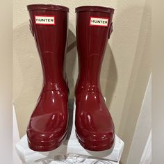 Brand New/Unworn “Red Hunter Rainboots” Red Waterproof Boots For Fall, Red Hunter Boots Outfit, Hunter Rain Boots Short, Grey Hunter Boots, Red Hunter Boots, Hunter Boots Outfit, Red Rain Boots, Red Hunter, Short Rain Boots