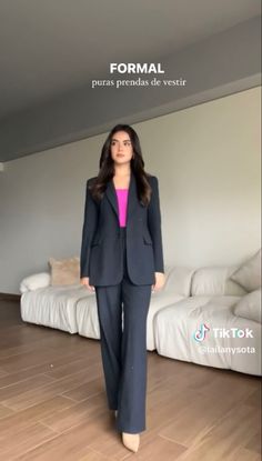 Formal Outfits For Women Student, Formal Business Woman Outfit, Women Formal Wear Work Outfits, Female Formal Attire, Female Formal Outfits, Formal Blazer Outfits For Women, Intern Fits, Business Formal Outfits, Formal Attire Women