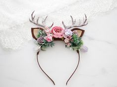 This beautiful antler headband is a lovely accessory, perfect for a party or photo-shooting session. Our stunning faux flowers look like the real. Head circumference: one size fits all (adjustable) / fits adults and older children Estimated delivery time (exact delivery time depends on the delivery address) Europe (EU countries): 3-9 working days US, Canada: 5 - 14 days Switzerland: 14-21 day Girl Deer Costume, Deer Antler Headband, Antler Crown, Antler Flower, Deer Headband, Deer Antlers Headband, Silk Flower Crown, Pink Deer, Antler Headband