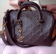 Sac Louis Vuitton, Handbag Heaven, Handbag Outlet, Givency Antigona Bag, Purses Designer, Vuitton Bag