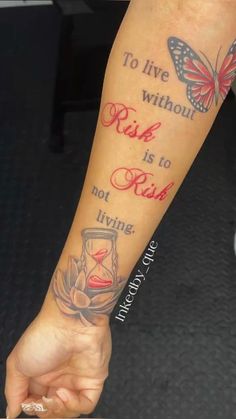 a woman with a tattoo on her arm and wrist that says to live without rise is not living