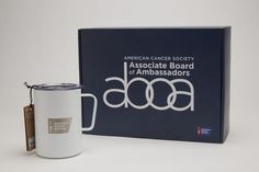 #ChristmasinJuly Day 1 💙
We're throwing it back to when we crafted something special for the #AmericanCancerSociety! Our #customkit, featured a sleek insulated mug with #custom American Cancer Society #branding and was sent out to their Associate Board of #Ambassadors. It's never too early to start thinking about holiday gifting for your team - contact GTC today for your next #unboxing #experience! ✨🎁
#GoodTimeCreative #creativeagency #chicago Unboxing Experience