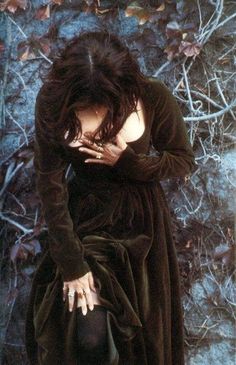 Goth Hippie, Mazzy Star, Romantic Goth, Gothic Aesthetic, Season Of The Witch, Poses References, Witch Aesthetic, Goth Aesthetic, Madonna