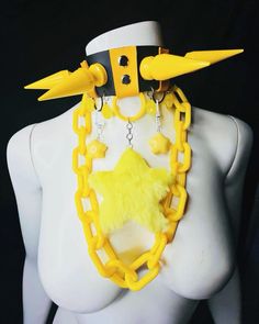 Yellow Accessories Aesthetic, Character Accessories Ideas, Head Accessories Drawing, Oc Accessories Ideas, Hyperpop Fashion, Neon Goth, Look Festival, Clothing Design Sketches, Concept Clothing