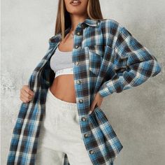 Brushed Oversized Basic Check Shirt Blue Us Suze 6 X27 Trendy Blue Winter Shirt, Blue Shirt For Fall, Blue Relaxed Fit Shirt For Winter, Blue Collared Shacket, Casual Blue Collared Shacket, Oversized Blue Top For Fall, Fall Oversized Blue Top, Oversized Blue Shirt For Winter, Blue Oversized Winter Shirt