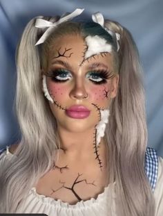 Doll Makeup Halloween Scary, Deadly Doll Makeup, Haunted Doll Costume Makeup, Killer Doll Makeup, Doll Face Makeup Halloween, Scary Doll Halloween Makeup, Doll Face Paint Halloween, Creepy Doll Halloween Makeup, Broken Doll Makeup Halloween