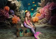 Summer Underwater, Princess Backdrops, Mermaid Photography, Underwater Ocean, Mermaid Kids, Mermaid Photos, Sea Mermaid, Pregnant Wedding, Mermaid Pictures