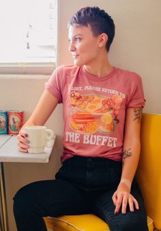 Where we're going we don't need menus.  The choices are bottomless with this boyfriend fit tee in Heather Mauve. 52% Cotton, 48% Polyester. Model wears size X-Small. This is a unisex tee, not fitted. Check the size chart for your perfect fit. Short Sleeve T-shirt With Screen Print For Brunch, Short Sleeve Screen Print T-shirt For Brunch, Short Sleeve Screen Print Tops For Brunch, Funny Print Graphic Tee For Brunch, Graphic Tee For Brunch With Short Sleeves, Short Sleeve Tops With Funny Print For Brunch, Graphic Tee T-shirt For Brunch With Short Sleeves, Crew Neck T-shirt With Screen Print For Brunch, Screen Print Crew Neck T-shirt For Brunch