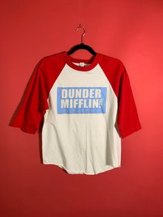 Official Dunder Mifflin tshirt  Fits a mens S or womens M The Office Tv Show, Baseball Tshirt, Office Tv Show, Office Tv, Dunder Mifflin, Baseball Tshirts, The Office, Gender Neutral, Red And White