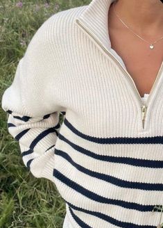 Fall Stipes Sweater - Juniper Fall Knit Sweater, Oversized Striped Sweater, Skandinavian Fashion, Looks Street Style, Quarter Zip Sweater, Stockholm Fashion, Mode Inspo, Looks Style, Mode Inspiration