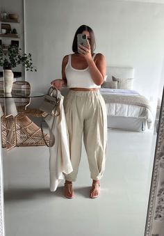 Summer Sets Two Pieces 2023, 2 Week Cruise Outfits, Summer Outfit Medium Size, Size 16 Vacation Outfits, Mid Size Business Casual Summer, Greece Outfits Summer Casual, Midsize Outfits Minimalist, Dinner Party Outfit Midsize, Paint Night Outfit Ideas