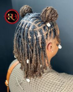 Half-Up Buns for Short Dreads Styles For Very Short Locs, Concert Loc Styles, Half Up Half Down Hair Loc Styles, Starterlocs Hairstyles, Cute Short Loc Styles, Female Loc Styles Up Do, Locs Hairstyles Short Hair