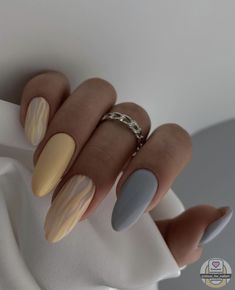 Nail Art 2023, Nail Academy, Unghie Nail Art, Cow Nails, Summer Nail Art, Moon Nails, Happy Nails, Basic Nails, Soft Nails