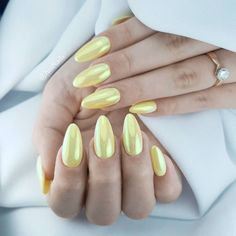 Yellow nails Orange Nail Designs, Orange Nail, August Nails, Chrome Nails Designs, Cute Nails For Fall, Her Nails, Almond Nails Designs, Metallic Nails, Orange Nails