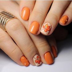 Orange Manicure, Manicure Fall, Fall Leaves Nail Art, Trendy Manicure, Popular Nail Colors, Thanksgiving Nail Designs, Thanksgiving Nail Art, Fall Gel Nails, Fall Nail Art Designs