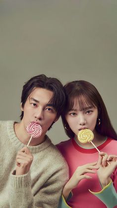 Call It Love Kdrama Wallpaper, Photobooth Pose Ideas, Creative Photobooth, Slay Photos, Lee Sung Kyung Wallpaper, Photobooth Pose, Poster Kdrama, Couple Sweet