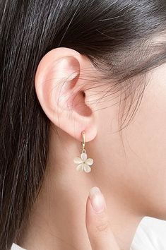 KOODING carries the latest jury earrings. KOODING is the global leading shopping website in providing authentic Korean fashion, beauty and lifestyle items, including clothing, cosmetics, shoes, accessories, and bags in affordable, fast, easy, and safe way. Cute Earrings Aesthetic Korean, Korean Fashion Earrings, Cute Korean Earrings, Trendy Flower Earrings For Wedding, Trendy Flower-shaped Earrings For Wedding, Spring Hoop Earrings With Ear Wire, Flower Shaped Hoop Earrings For Wedding, Delicate Flower Shaped Hoop Earrings, Delicate Flower-shaped Hoop Earrings