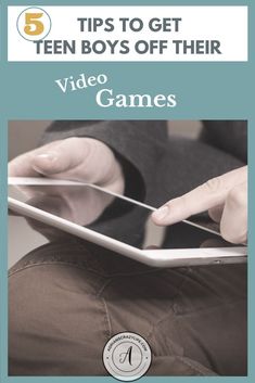 Video games can be a real struggle, especially for teen boys.  I've got some great tips to set reasonable limits for gaming time for your kids.  #parentingteens #videogames #goodparentingtips #violentvideogames #fortnight #minecraft Raising Teenagers Humor, Parenting Challenge, Toddler Behavior, Raising Girls, Parenting Boys, Better Parent, Raising Boys