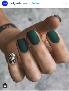 Matte Green Nails, Chloe Nails, Emerald Nails, Sassy Nails, Matte Nails Design, Green Nail, Shellac Nails, Nails Desing