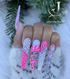 #baddie #nails #acrylicnails #winter #winternails #christmas #christmasnails #model #instagram 4d Nail Art Design, Christmas Nail Designs Acrylic, Nail Art Noel, Nail Swag, Winter Nail Designs, Bling Acrylic Nails, Festival Nails, Xmas Nails