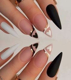 Subtle Valentines Nails, Wow Nails, Matte Nails Design, Pointed Nails, Stiletto Nails Designs, White Nail, Girls Nails