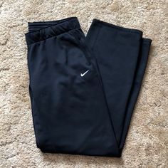 Nike Sweatpants Nwot Never Worn They Are In Perfect Condition. Price Firm Jordan Clothes, Nike Sweats, Christmas Clothes, Jordan Outfits, Nike Sweatpants, Workout Outfit, Dressy Outfits, M Pants, Nike Outfits