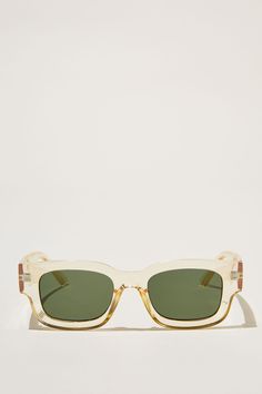 THE RELAX SUNGLASSES Sunglasses Yellow, Crystal Green, All Jeans, Festival Looks, Green Crystals, Green Cotton, Cotton On, Jeans Shop, Mens Shorts