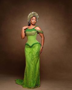 Asoebi Gowns Lace Styles, Wedding Guest Dress Nigeria, Ankara Asoebi Styles For Wedding, Nigerian Ankara Styles Dresses, Aseobi Nigeria Lace Styles 2024, Green Lace Asoebi Styles, Asoebi Styles Lace Traditional Weddings, Ankara Asoebi Styles, Classy Wedding Guest Outfit