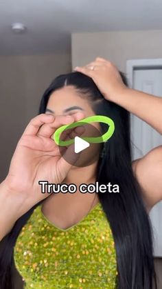 Daleyza beauty on Instagram: "Truco coleta con liga @daleyzabeauty_ 
Sígueme @daleyzabeauty_ 

#peinados  #barbiegirlchallenge  #unstoppable  #easyhairstyles  #explore  #reels  #reels  #hack  #hairtutorial  #hairstyles" Black Hair Stylist, Intricate Hairstyles, Wow Hair Products, Peinados Fáciles Para Cabello Corto, Cool Braids, Back To School Hairstyles, Hair Ponytail Styles, Hair Remedies, Cortes De Cabello