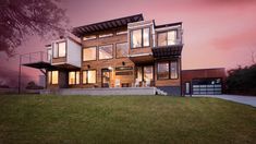 Container Homes Market Container Home Designs, Usa Living, Sea Container Homes, Shipping Container Cabin, Studio House, Sea Containers, Container Houses, Container Buildings, This Old House