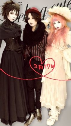 Minori.  I like the far left outfit, in black - a gothic victorian styling which has a Burtonesque feel.  Hm.  Bride of Scissorhands? Spooky Fashion, Japanese Fashion Trends, Japanese Lolita Fashion, Tokyo Street Style, Tokyo Street, Gothic Victorian, Living Dolls