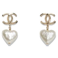 Chanel 22c Gold Heart Pearly White Cc Logo Large Dangle Drop Statement Earrings ********** Chanel ********** Brand: Chanel Size: (1.5 Long X 0.75 Wide) Name: Heart Link Color: Gold & Pearly White Style: Dangle Drop Earrings Season: 22c Style#: Ab7529 B07266 Ng290 Material: Metal / Resin Screw Back, Pierced Pearly White Resin Hearts Gold Cc Metal Material Link Chain Drop Sold Out Worldwide, Runway, Extremely Rare Brand New In Box, With Tags And Dust Bag, Full Set 100% Authentic Or Your Money Back White Luxury Earrings For Valentine's Day, Luxury White Heart Earrings For Formal Occasions, Luxury White Heart Earrings, Resin Hearts, Earrings Chanel, Chanel Brand, Chanel Earrings, Statement Drop Earrings, Chanel Jewelry