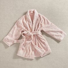 What's not to love? Great for lazy lounging or cozy warmth after a bath or shower, our robe offers spa-like comfort. Tailored from 100% recycled materials, it's woven with a heart motif that adds rich texture to the tonal beauty. KEY PRODUCT POINTS Made of 100% recycled polyester. Yarn-dyed fiber has incredibly rich color that holds its vibrancy over time. Features a sash belt. Machine washable. Imported. Cozy Super Soft Robe For Loungewear, Cozy Robe For Loungewear, Cozy Relaxed Fit Robe For Lounging, Cozy Robe With Relaxed Fit For Loungewear, Cozy Relaxed Fit Robe For Loungewear, Cozy Relaxed Fit Robe For Relaxation, Heart Motif, Bath Or Shower, Sash Belt