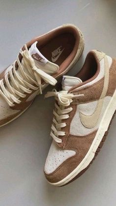 Buty Jordan, All Nike Shoes, Cute Nike Shoes, Brown Sneakers