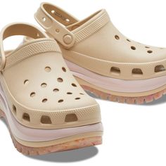 Verified Vegan Construction. Keep Your Steps Breathing Throughout A Hot Day By Wearing Crocs Mega Crush Clog. Thermoplastic (Eva) Upper. Thermoplastic (Eva) Lining And Insole. Customizable With Jibbitz Charms Iconic Crocs Comfort. Flexible, 360-Degree Comfort. Slip-On Style. Wide Toe-Box. Crocs Mega Crush Clog Outfit, Mega Crush Clog, Crocs Mega Crush, Shoe Plug, Clog Crocs, Crocs Ideas, Platform Clogs Shoes, Crocs Fashion, Saltwater Sandals