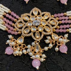 Very Unique And Stylish Set . Beautiful Chokers, Choker Set, Fancy Jewelry, Gorgeous Jewelry, Pink Gold, Pink And Gold, Pink Ladies, Choker, Women Jewelry