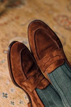 Suede Loafers Men Outfit, Suede Loafers For Men, Brown Suede Loafers, Mens Loafers Shoes, Soft Leather Boots, Mens Loafers, Christmas Shoes, Best Shoes For Men, Leather Moccasins