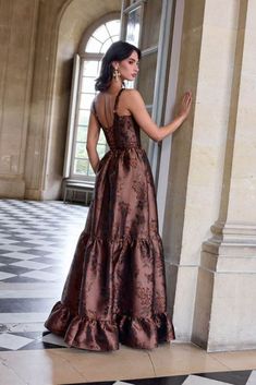 20 Brown Wedding Ideas - LADY WEDDINGS Corset Style Dress Formal, Burgundy Brown Wedding, Embroidered Formal Dress, Espresso Bridesmaid Dresses, Brown Formal Dresses, Formal Boho Dress, Formal Fall Wedding Guest Dress, Red Carpet Dresses Elegant Gowns, Brown Dress Formal