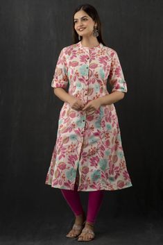 *Sponsored by Shree International* *Jaipuri kurta* *Type :- Women Floral printed A-Line calf length kurta, Both side Pocket, has a banded neck, three-quarter sleeves, straight hem, side slits Material - Cotton Size - M , L , XL , XXL Kalamkari Kurta Designs, Kalamkari Kurta, Jaipuri Kurti, Neck Models, Alia Cut, Printed Kurti Designs, Kurti Sleeves