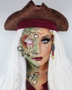 Pirate Makeup Ideas, Mermaid Zombie, Cute Halloween Makeup, Hot Halloween Outfits, Halloween Makeup Pretty, Face Art Makeup, Amazing Halloween Makeup, Horror Makeup