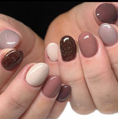 Sns Nails With Design, Gel Oval Nails, End Of Summer Nails Color, Fall Oval Nails, Oval Shaped Nails, Hello Nails, Oval Nails, Neutral Nails, My Books