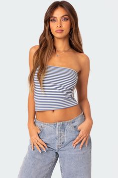 Lilah Striped Tube Top Unrealistic Wishlist, Off The Shoulder Top Outfit, Cute Tube Tops, Summer Tube, Crochet Tube Top, Handmade Tops, White Tube Top, Cats Christmas, Garage Clothing