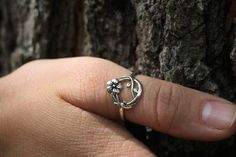 "Flower and Vine ring, silver ring, flower ring, vine ring, eco friendly, bridesmaid gift, botanical ring, Christmas gift, gift for her A substantially beautiful ring made from all sterling silver. Lightly oxidized, this ring is embellished with a 12mm half round band. Flower and vine are approximately 1/2\" x 5.8\" Visit my shop for more quality items. capturedillusions.etsy.com ci112" Botanical Ring, Christmas Gift Handmade, Vine Ring, Ring Flower, Filigree Design, Star Flower, Beautiful Ring, Favorite Rings, Flower Ring