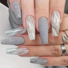 24 Pieces Fake Press On Nails Color May Vary Due To Lighting Size One Size Condition New Comes With Mini Nail File And Glue Adhesive Strips Ballerina Acrylic Nails, Unghie Nail Art, Grain Design, Fancy Nails Designs, Nagel Tips, Coffin Press On Nails, Her Nails, White Nail, Silver Nails