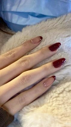 How To Have Style, Kutek Disney, Dark Red Nails, Nagel Tips, Smink Inspiration, Grunge Nails, Casual Nails, Makijaż Smokey Eye, Red Nail Polish