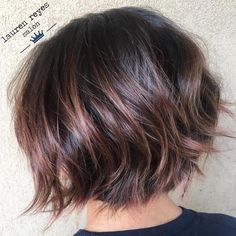 Textured Chin-Length Bob Women Chin Length Haircuts, Short Choppy French Bob, Spiky Bob Haircut, Angeles Bob Haircut, Modern Short Bob Haircut 2023, Best Bob For Fine Hair, Italian Women Hairstyles, Mid Length Stacked Bob Haircut, Short Professional Hairstyles